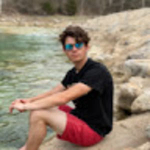 Meet your Posher, Avery